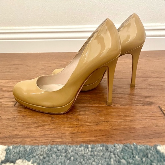 L.K. BENNETT ‘Sledge’ Pump, COLOR Taupe, woman 6.5US/37EU - Picture 6 of 8